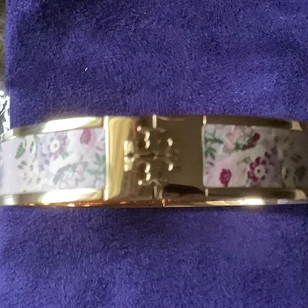 NWT TORY BURCH MILLER LEATHER FLORAL HINGE BRACELET NEW​​